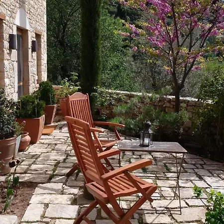 Holiday home Traditionelles Steinhaus In Friedlichem Bergdorf, Privatsphaere, Einzigartige Aesthetik Und Schoene Aussicht